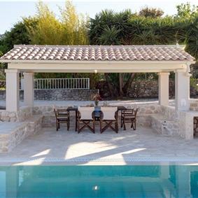 3 bedroom villa with pool in Kassiopi, Corfu, sleeps 7